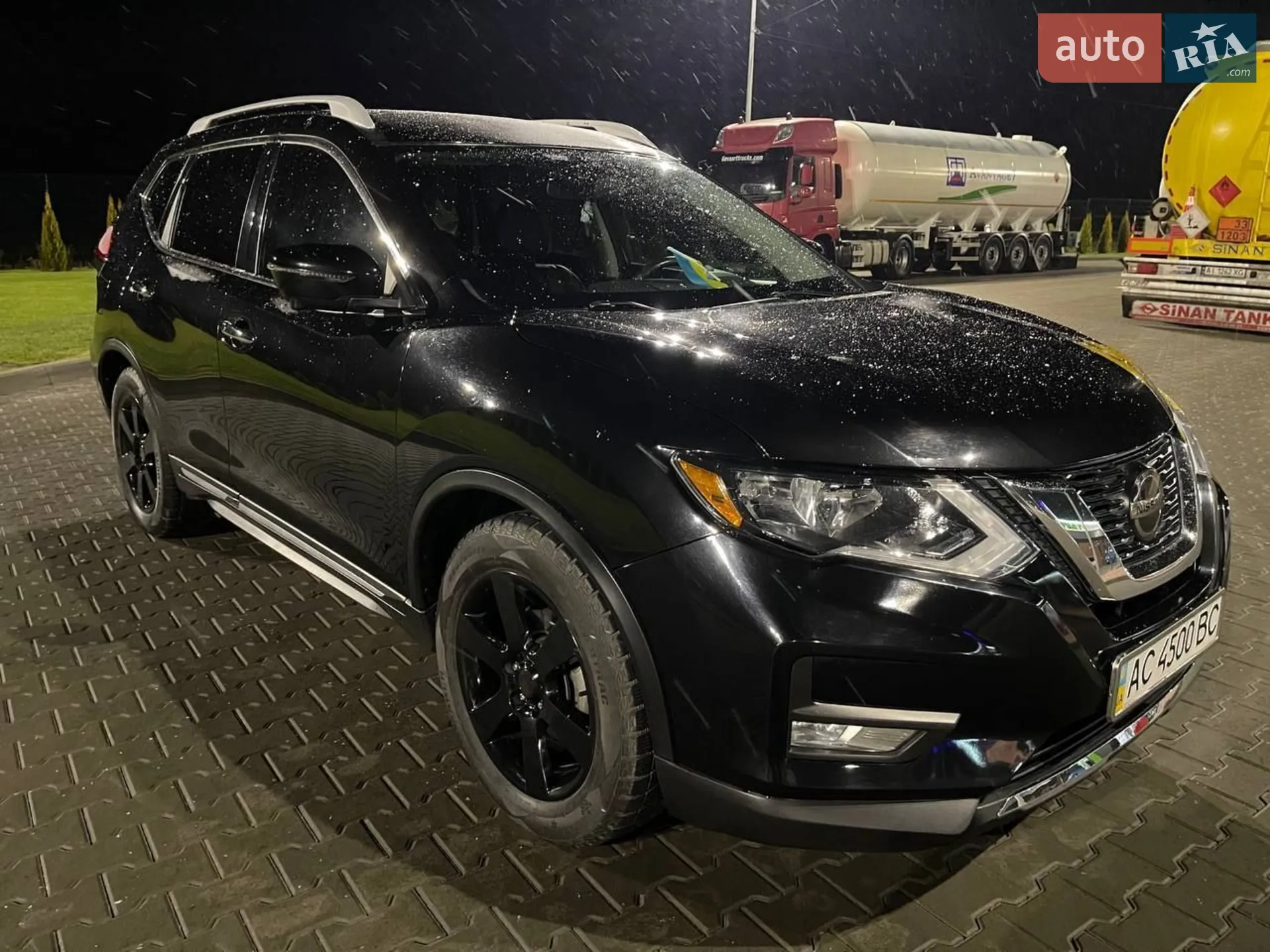 2017 Nissan Rogue - мініатюра 3