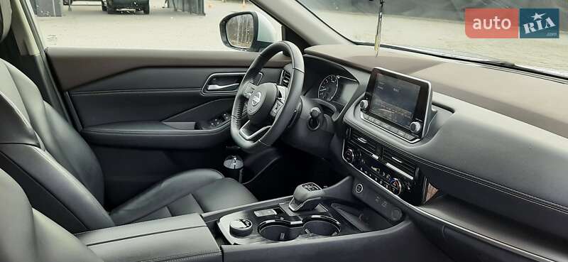 Позашляховик / Кросовер Nissan Rogue 2021 в Козові