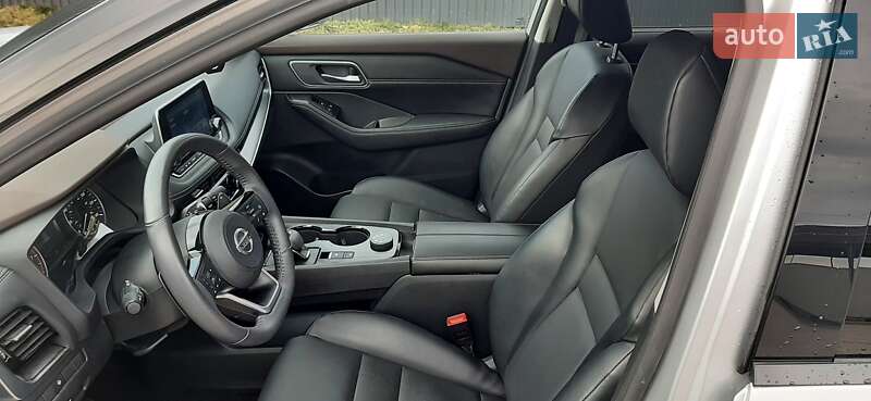 Позашляховик / Кросовер Nissan Rogue 2021 в Козові