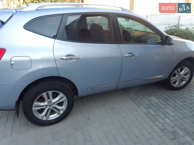 Позашляховик / Кросовер Nissan Rogue 2013 в Рівному