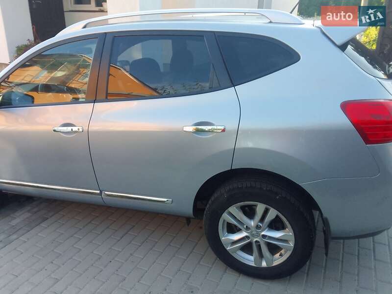 Позашляховик / Кросовер Nissan Rogue 2013 в Рівному