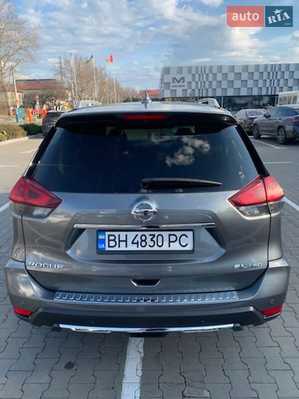 Позашляховик / Кросовер Nissan Rogue 2018 в Одесі