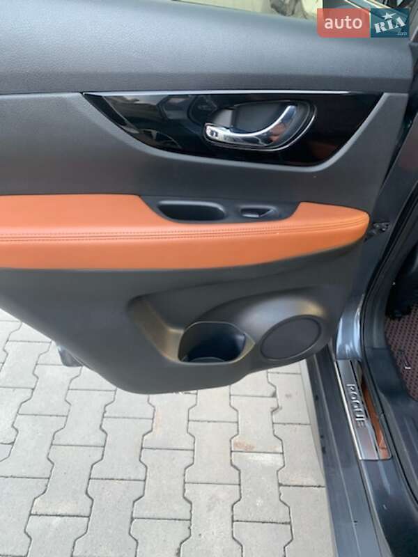 Позашляховик / Кросовер Nissan Rogue 2018 в Одесі