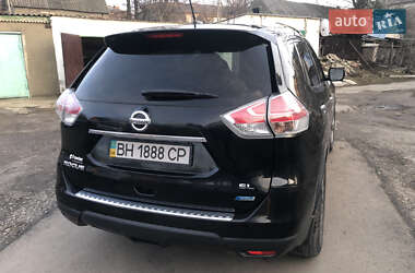 Внедорожник / Кроссовер Nissan Rogue 2013 в Окнах