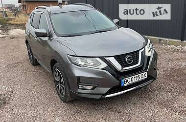 Внедорожник / Кроссовер Nissan Rogue 2019 в Львове