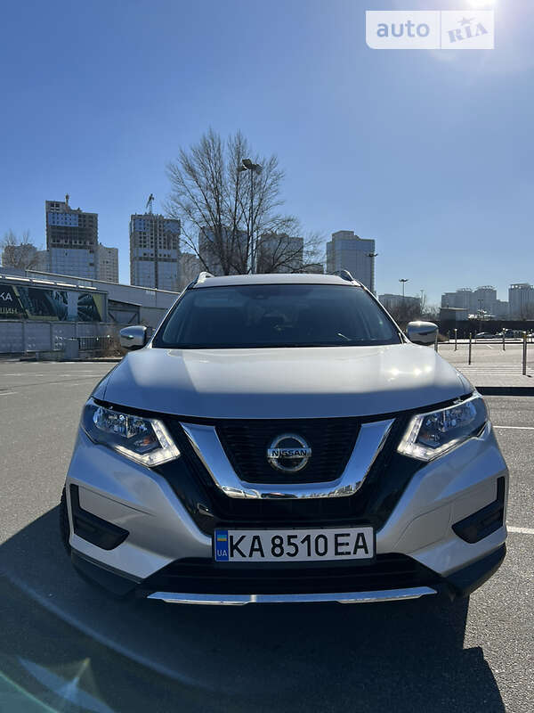 Позашляховик / Кросовер Nissan Rogue 2019 в Києві
