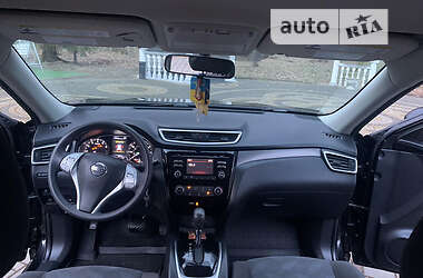 Внедорожник / Кроссовер Nissan Rogue 2015 в 