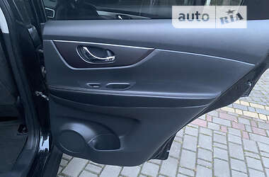 Внедорожник / Кроссовер Nissan Rogue 2015 в 