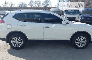 Позашляховик / Кросовер Nissan Rogue 2015 в Полтаві