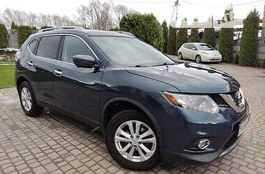 Позашляховик / Кросовер Nissan Rogue 2016 в Золочеві