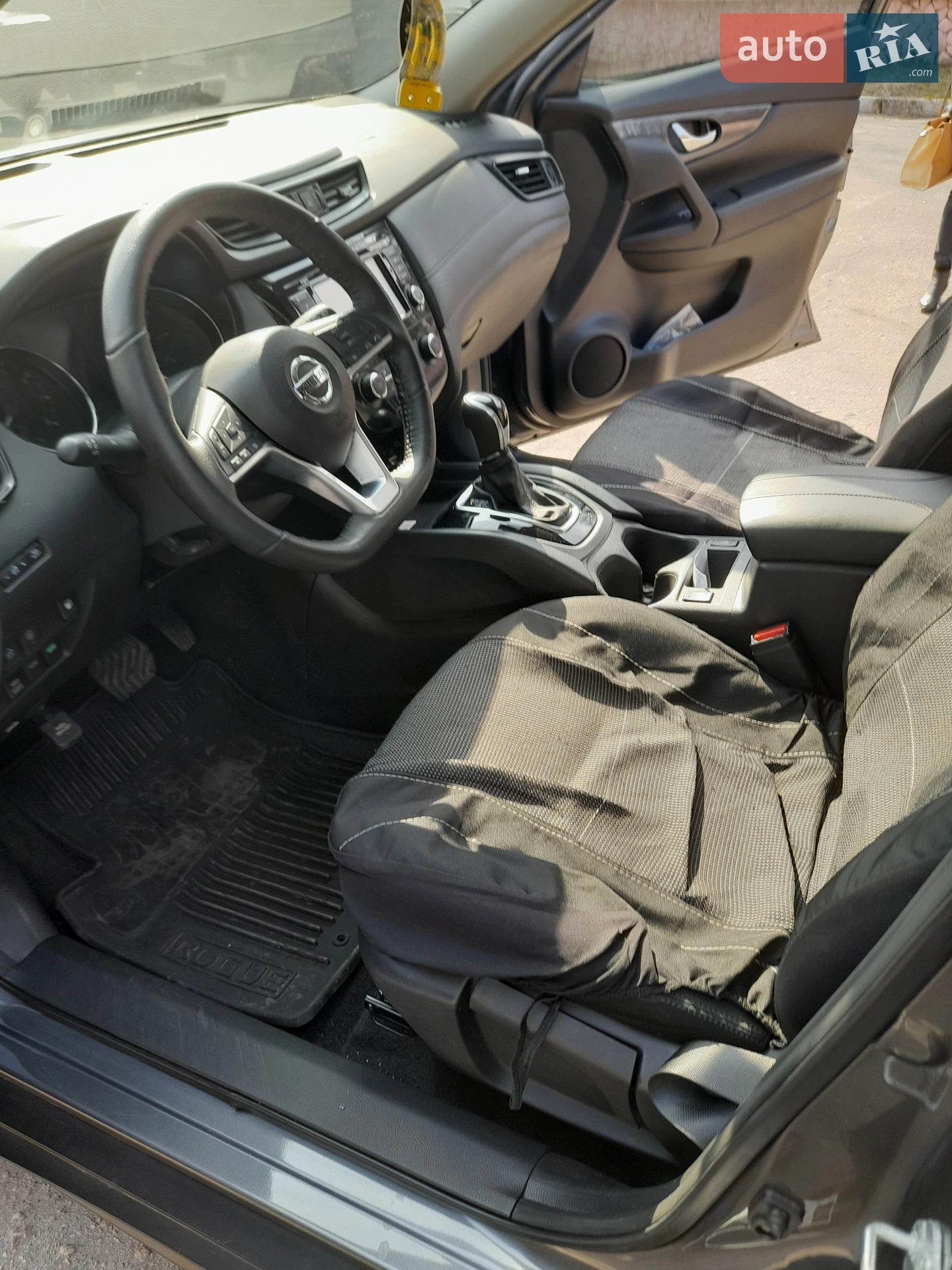 2019 Nissan Rogue - мініатюра 4