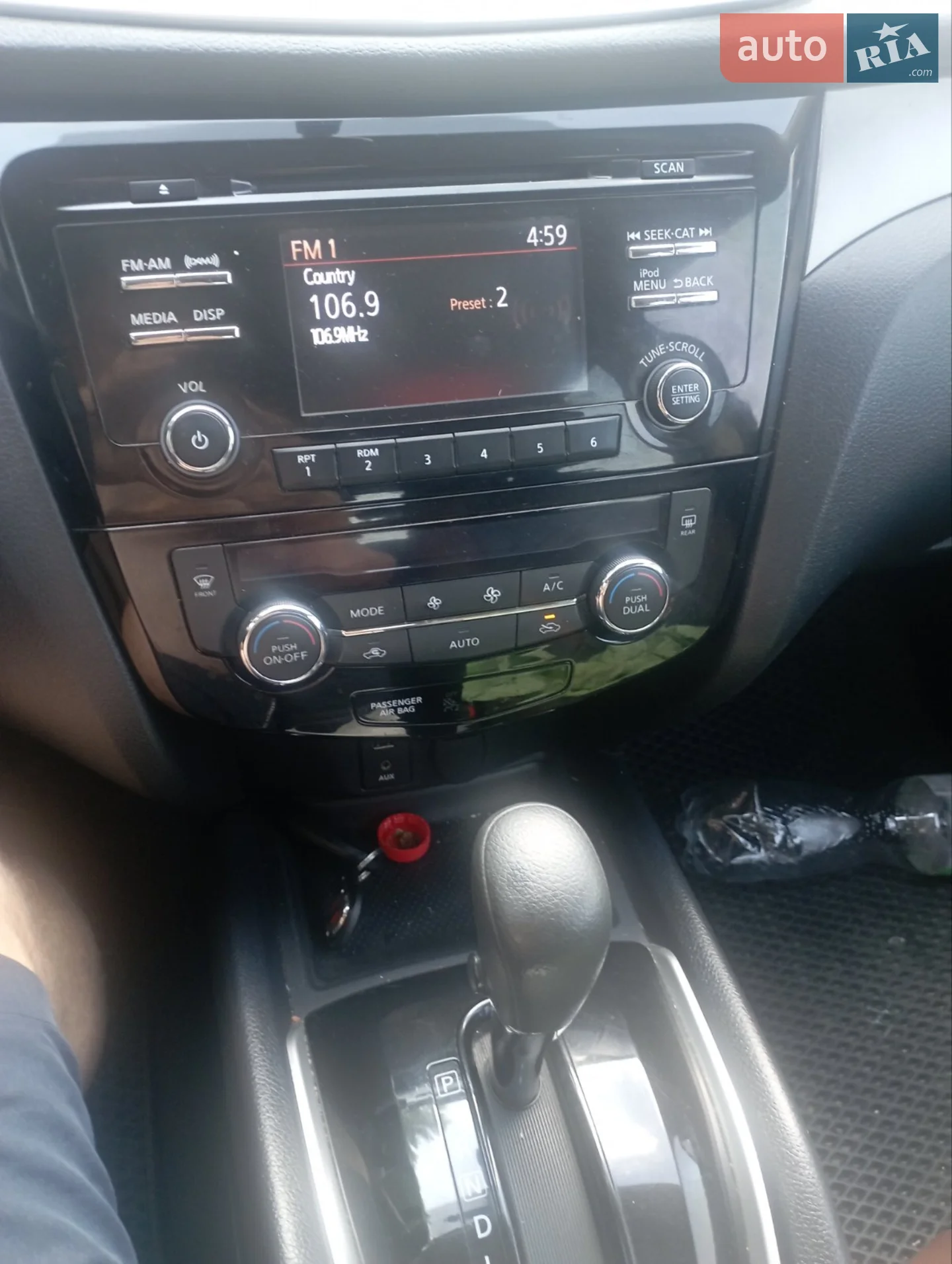 2016 Nissan Rogue - мініатюра 6