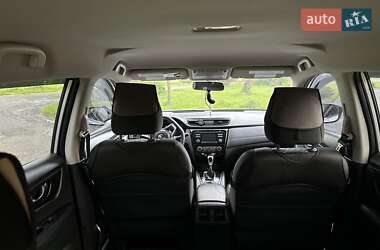 Внедорожник / Кроссовер Nissan Rogue 2016 в Сколе