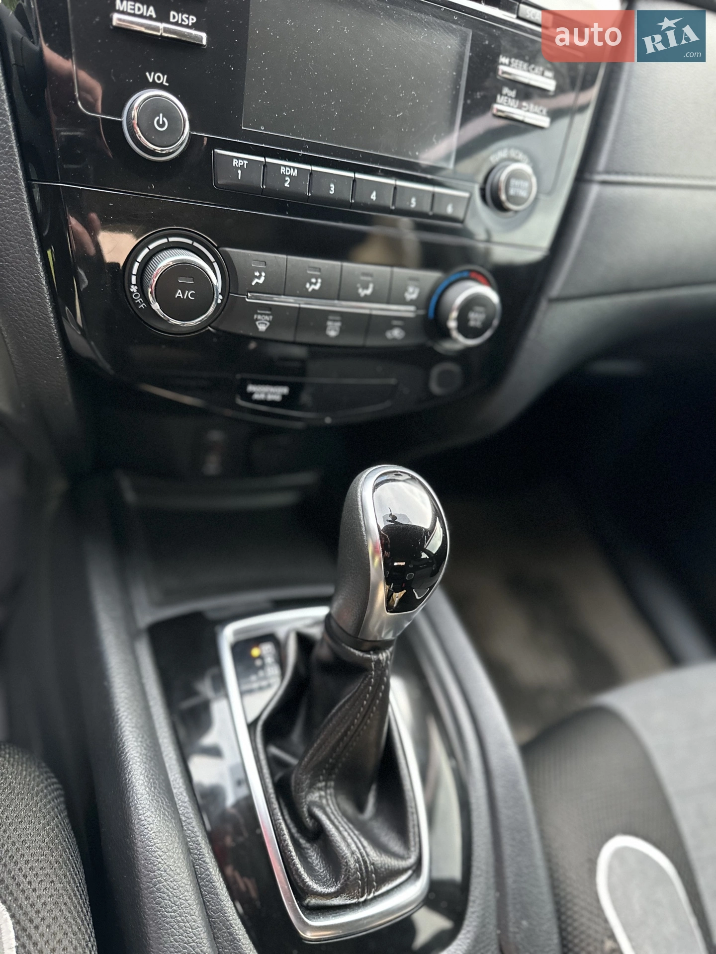 2016 Nissan Rogue - мініатюра 13