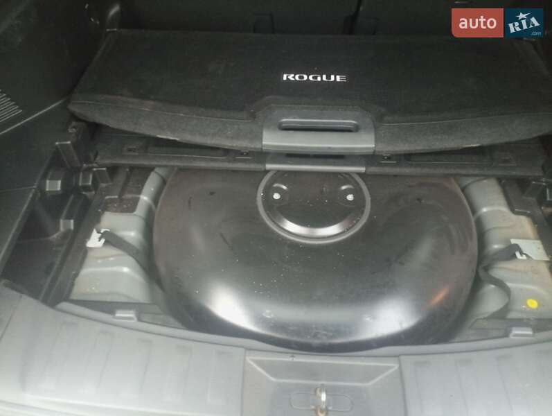 Внедорожник / Кроссовер Nissan Rogue 2015 в Харькове