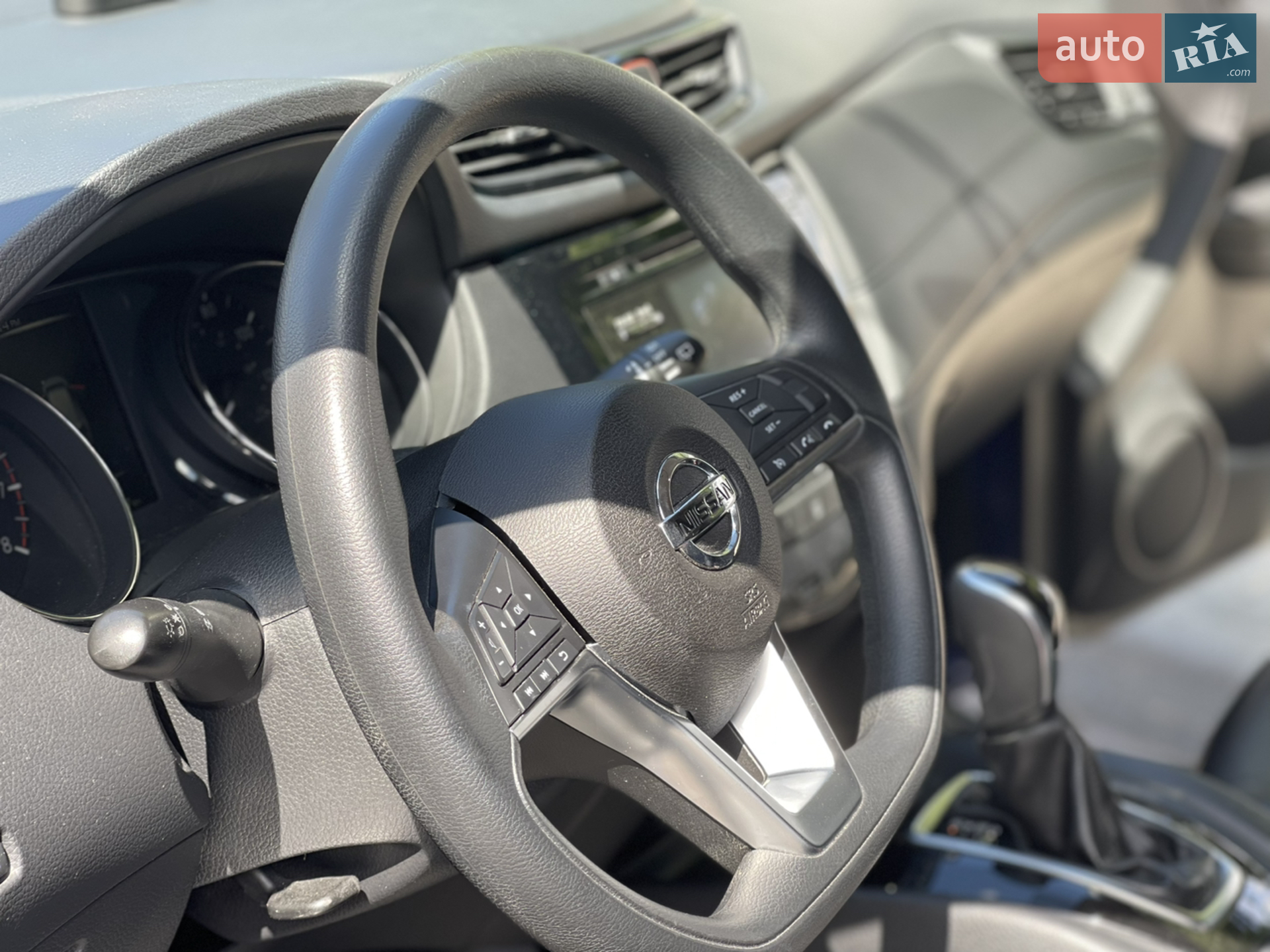 2016 Nissan Rogue - мініатюра 17