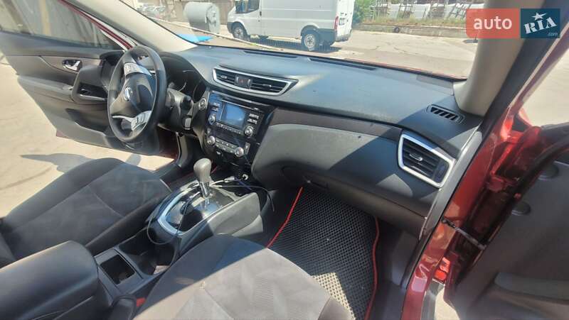 Внедорожник / Кроссовер Nissan Rogue 2016 в Белой Церкви