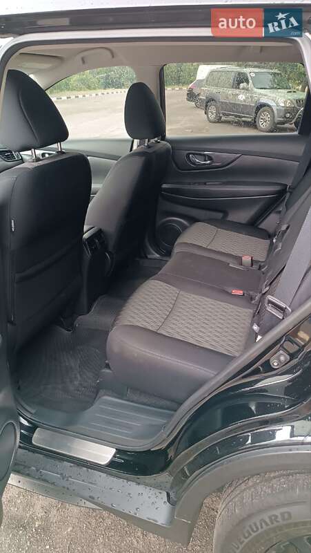 Внедорожник / Кроссовер Nissan Rogue 2018 в Запорожье