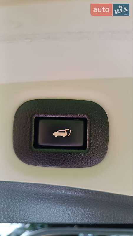 Внедорожник / Кроссовер Nissan Rogue 2018 в Запорожье