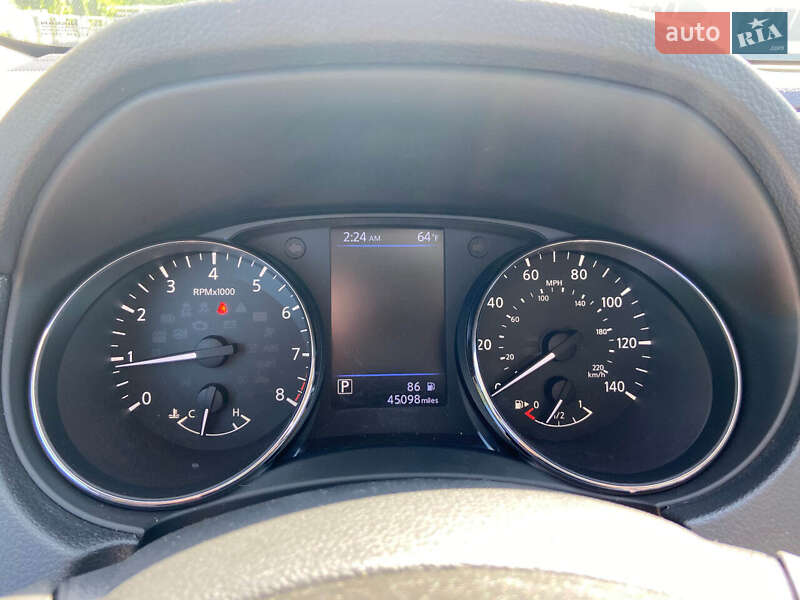 Позашляховик / Кросовер Nissan Rogue 2017 в Києві фото 12 Позашляховик / Кросовер Nissan Rogue 2017 в Києві