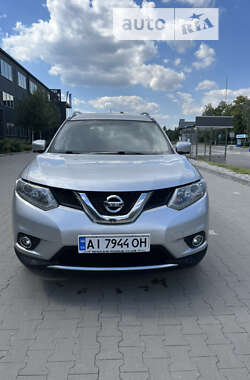 Внедорожник / Кроссовер Nissan Rogue 2014 в Белой Церкви