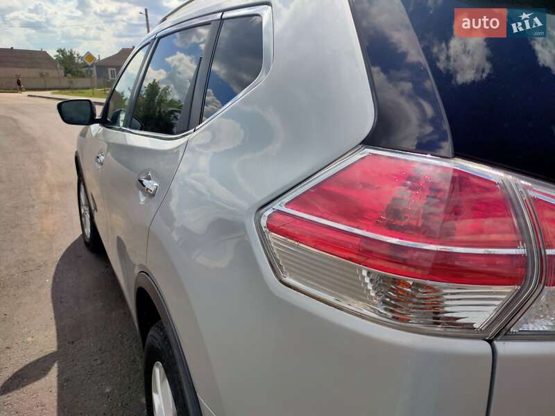 Позашляховик / Кросовер Nissan Rogue 2014 в Вознесенську