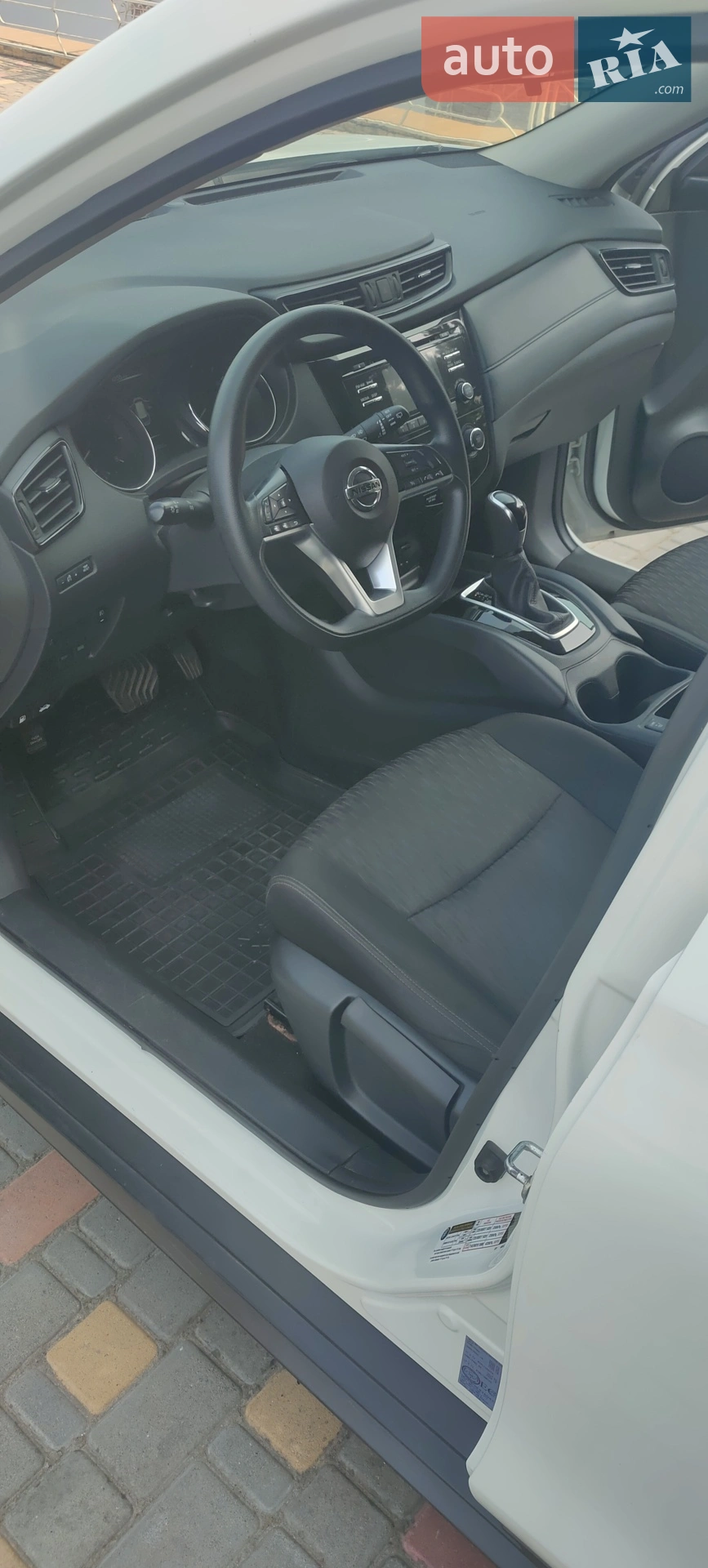 2017 Nissan Rogue - мініатюра 9