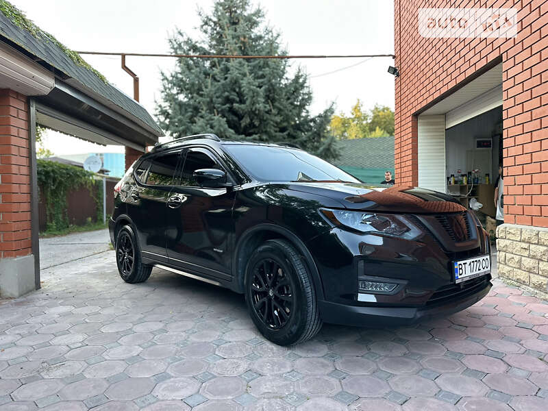 Внедорожник / Кроссовер Nissan Rogue 2018 в Киеве
