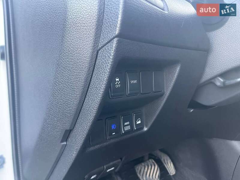 Позашляховик / Кросовер Nissan Rogue 2014 в Могилів-Подільському