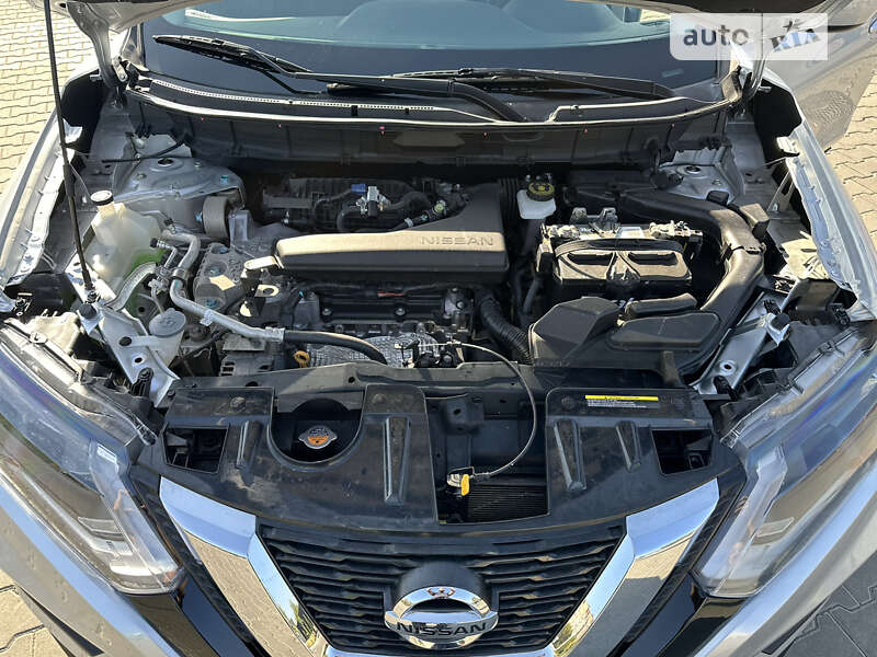 Позашляховик / Кросовер Nissan Rogue 2017 в Черкасах