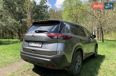 Позашляховик / Кросовер Nissan Rogue 2020 в 