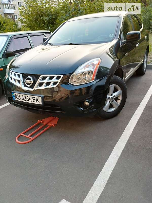 Внедорожник / Кроссовер Nissan Rogue 2013 в Виннице