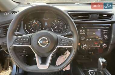 Позашляховик / Кросовер Nissan Rogue 2017 в 