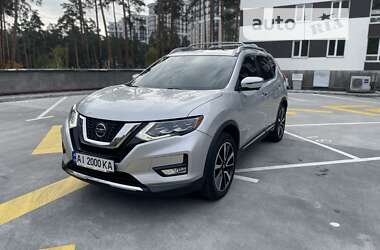 Позашляховик / Кросовер Nissan Rogue 2018 в Києві