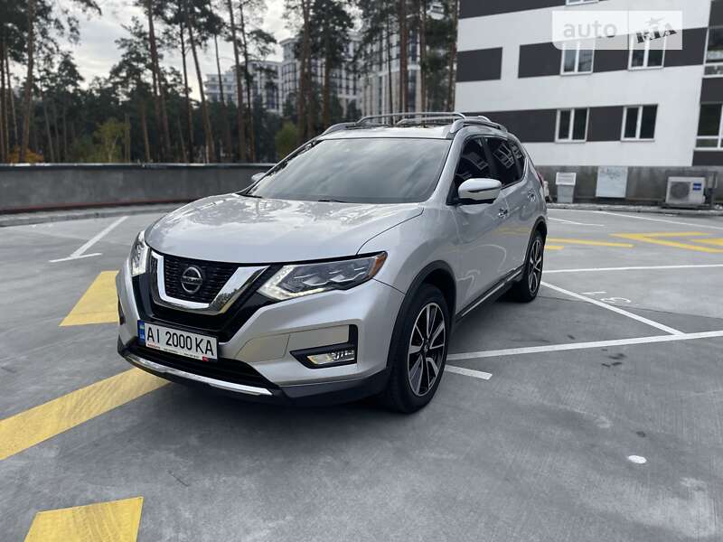 Внедорожник / Кроссовер Nissan Rogue 2018 в Киеве