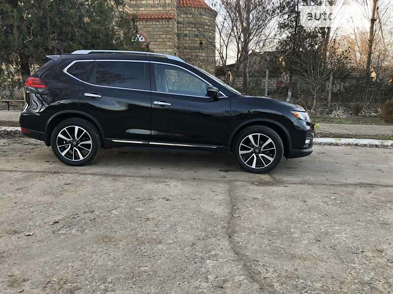 Внедорожник / Кроссовер Nissan Rogue 2018 в Одессе