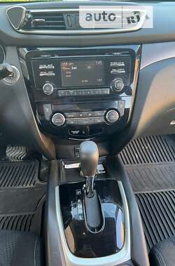 Позашляховик / Кросовер Nissan Rogue 2013 в Тячеві