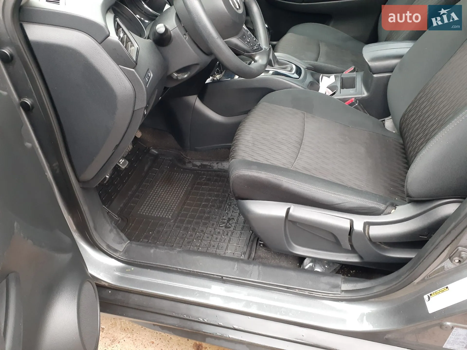 2018 Nissan Rogue - мініатюра 13