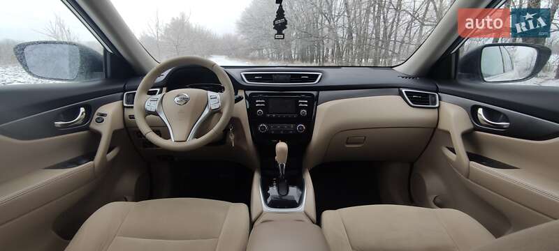 Внедорожник / Кроссовер Nissan Rogue 2015 в Харькове