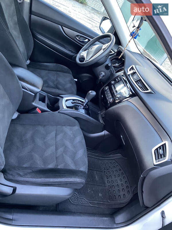 Позашляховик / Кросовер Nissan Rogue 2015 в Золочеві фото 6 Позашляховик / Кросовер Nissan Rogue 2015 в Золочеві