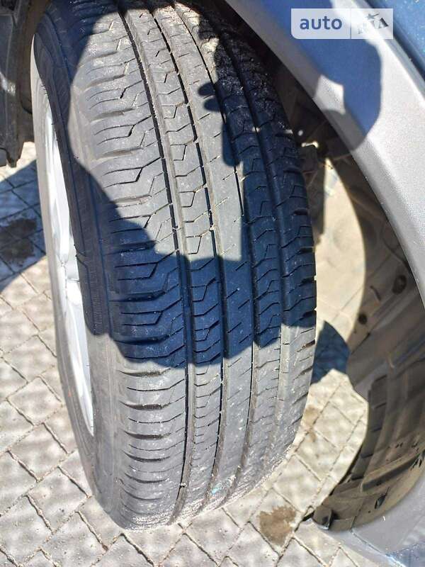 Внедорожник / Кроссовер Nissan Rogue 2016 в Полтаве фото 9 Внедорожник / Кроссовер Nissan Rogue 2016 в Полтаве