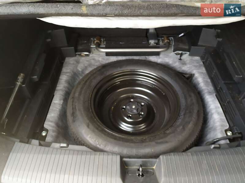 Позашляховик / Кросовер Nissan Rogue 2021 в Києві