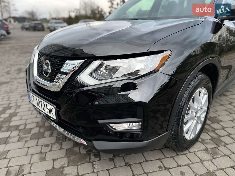Позашляховик / Кросовер Nissan Rogue 2018 в Івано-Франківську