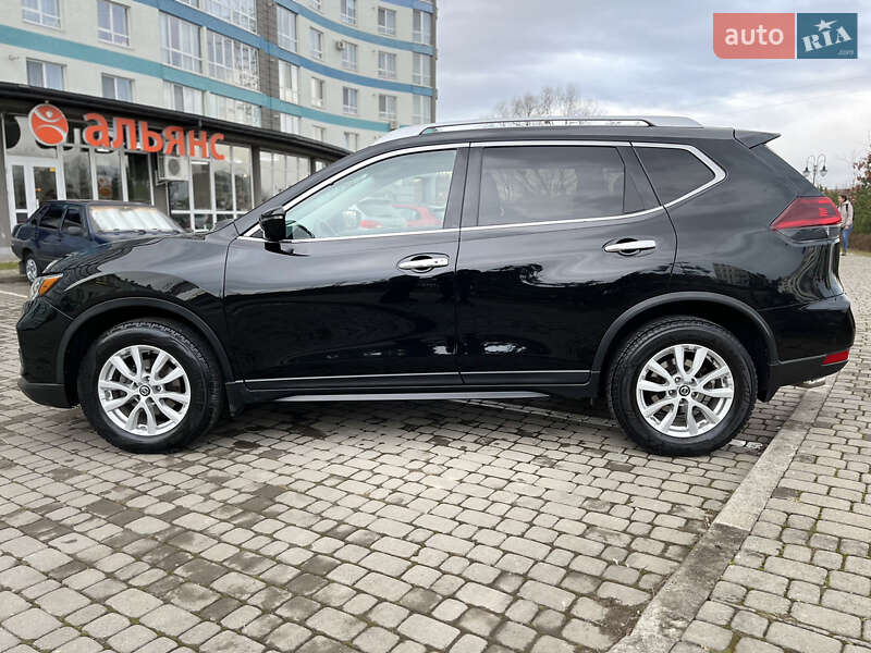 Позашляховик / Кросовер Nissan Rogue 2018 в Івано-Франківську