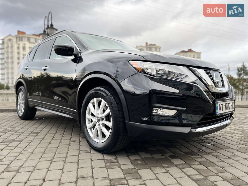 Позашляховик / Кросовер Nissan Rogue 2018 в Івано-Франківську