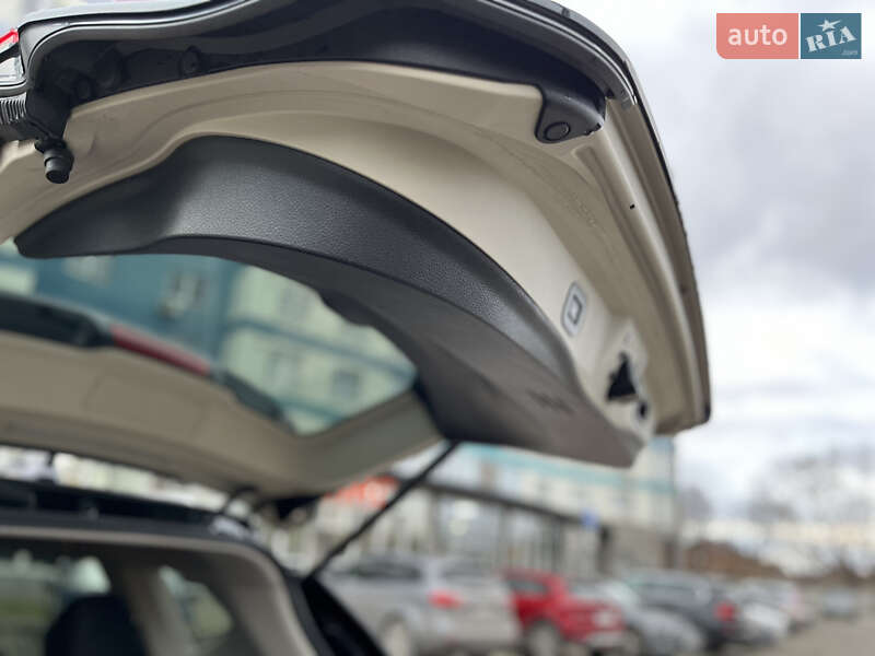 Позашляховик / Кросовер Nissan Rogue 2018 в Івано-Франківську