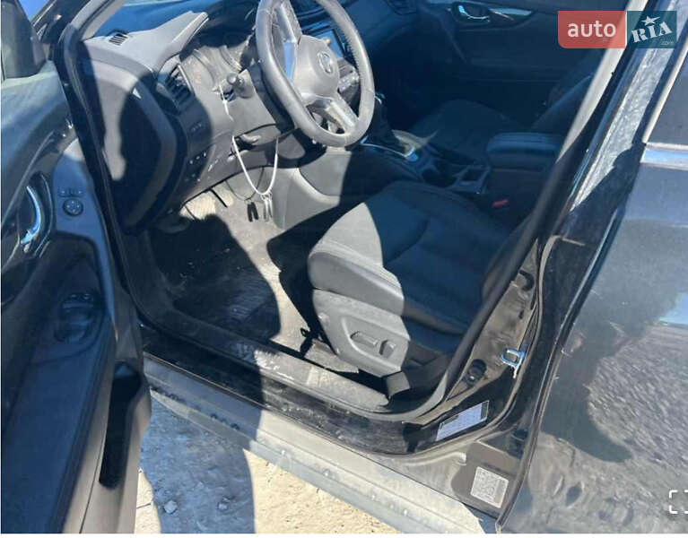 Позашляховик / Кросовер Nissan Rogue 2018 в Рівному