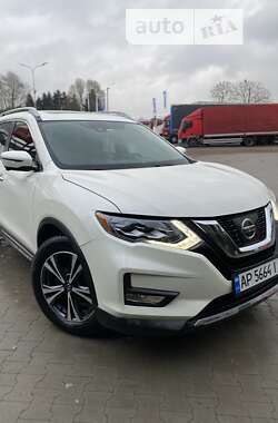 Внедорожник / Кроссовер Nissan Rogue 2017 в Львове