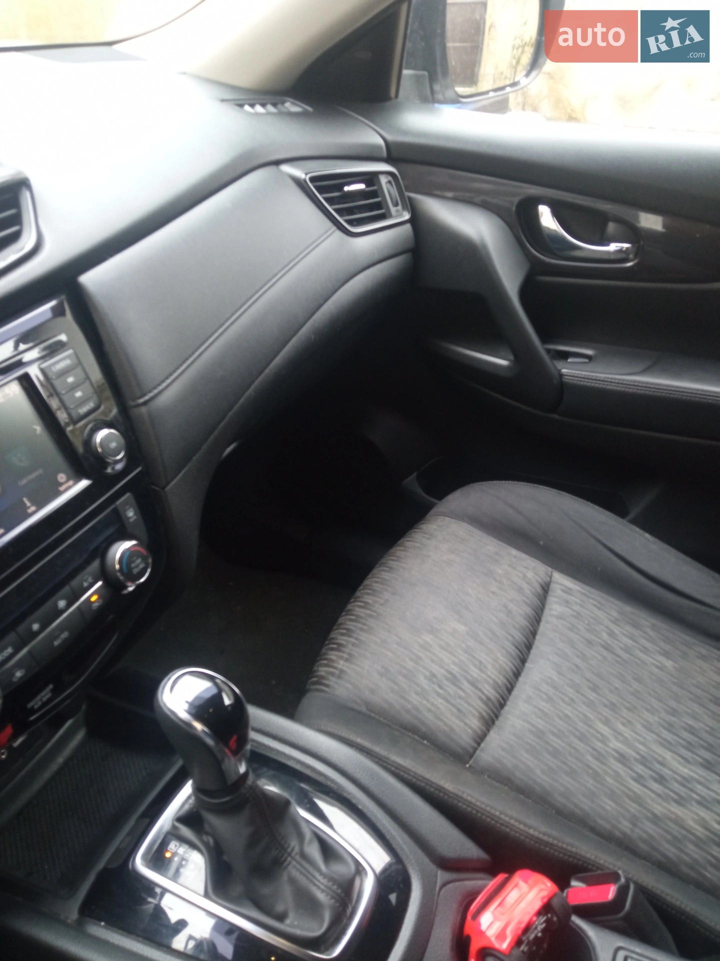 2018 Nissan Rogue - мініатюра 9