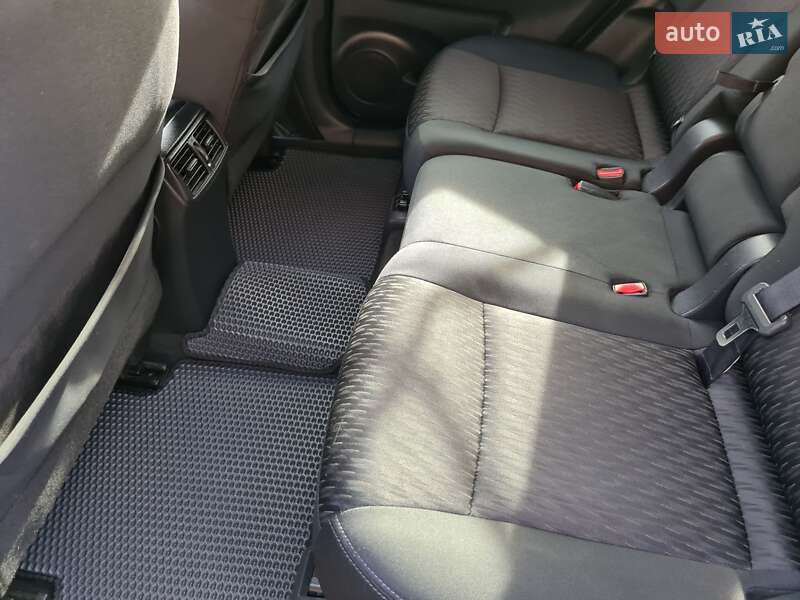 Позашляховик / Кросовер Nissan Rogue 2018 в Одесі